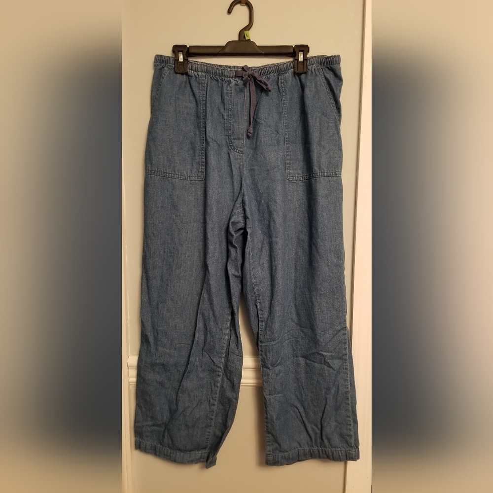 LL Bean Women's Classic Fit Chambray Pants Size L